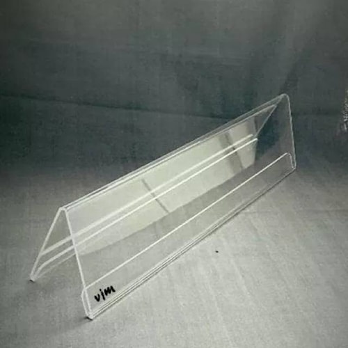 

PAPAN NAMA MEJA 7x30 CM AKRILIK 2 SISI ACRYLIC NAME PLATE TAG HOLDER SEGITIGA SAMA KAKI
