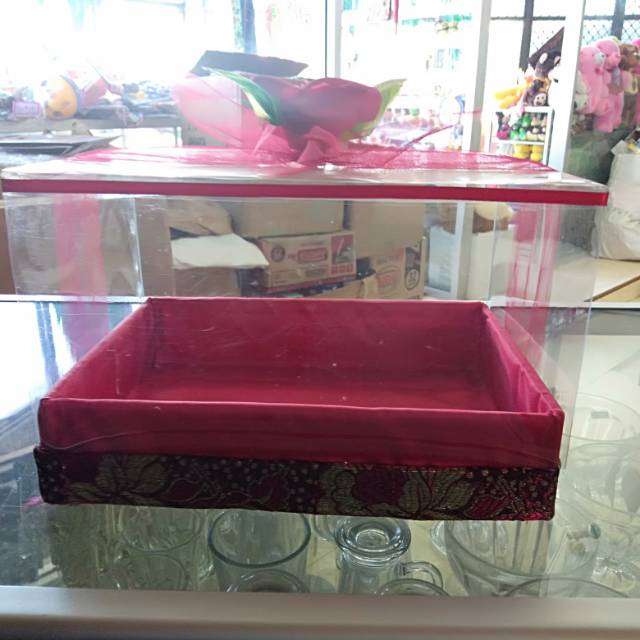 Kotak seserahan tutup mika