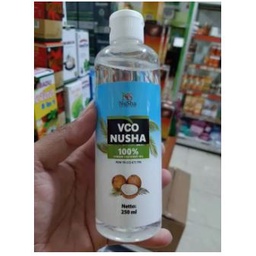 VCO NUSHA Virgin Coconut Oil COCOK untuk Diet,  Bau Tidak Tengik, Rasa Tidak Membuat Eneg (Mual).  Warna Jernih. Tidak Membeku. Izin Edar BPOM. Isi 250ml  - Minyak Kelapa Murni