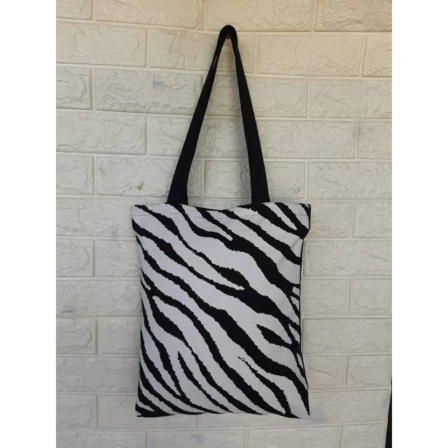TAS TOTEBAG KANVAS | TAS SELEMPANG WANITA | TAS WANITA KEKINIAN  ZEBRA - PUTIH