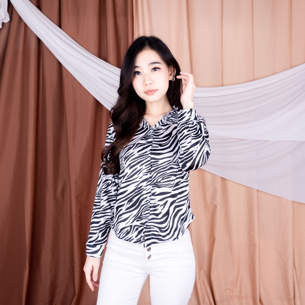 PATTERN SHIRT CUTE LEOPARD / LORENG ZEBRA - KEMEJA WANITA | PATTERN SHIRT-ZEBRA HITAM - PUTIH