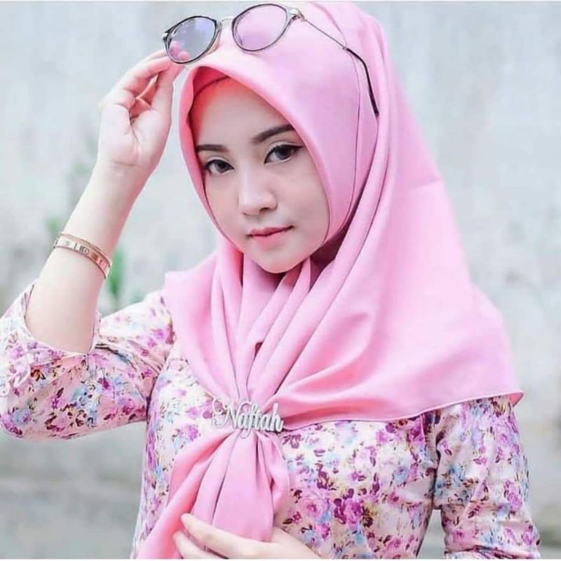 Bros jilbab nama jarum peniti aksesoris fashion muslim lapis emas bross baju kebaya mewah anti karat