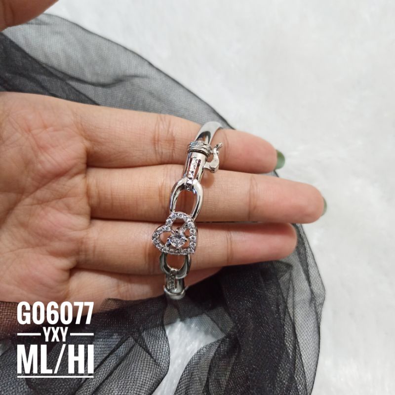 Gelang Yaxiya Love Silver G06077