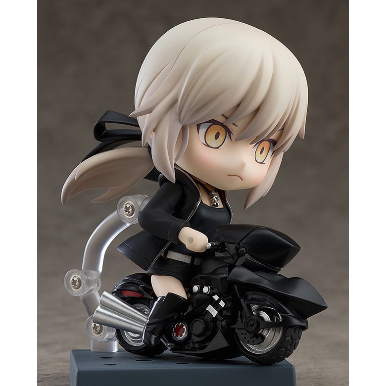 Nendoroid Saber/Altria Pendragon (Alter) Shinjuku Ver. & Cuirassier Noir