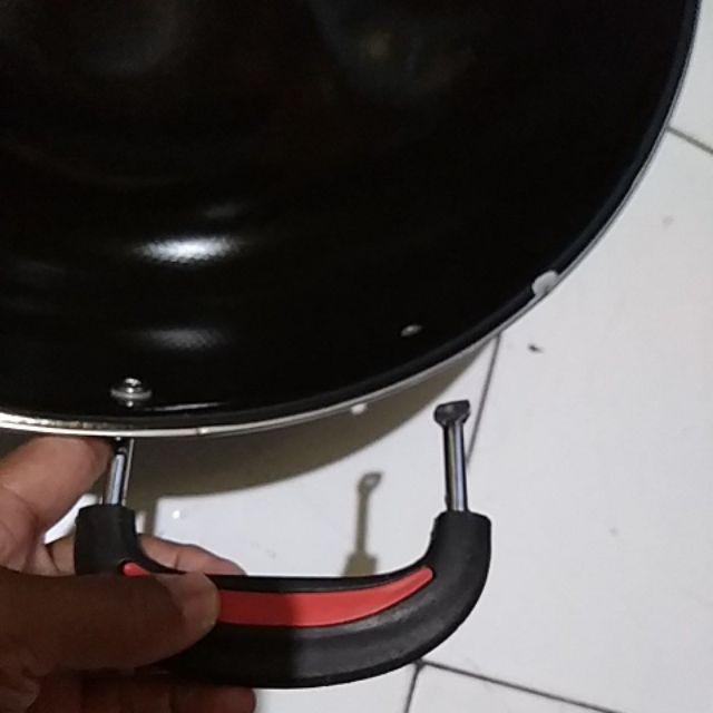 Wajan Enamel Kuping Warna Hitam Uk 34inch