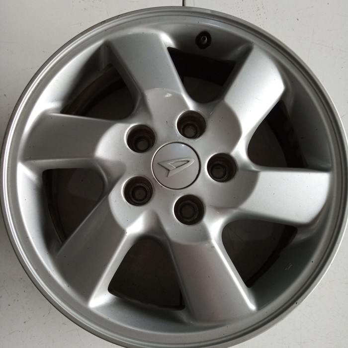 pelek-velg mobil standard original Terios Ring 16 PCD 5x114,3