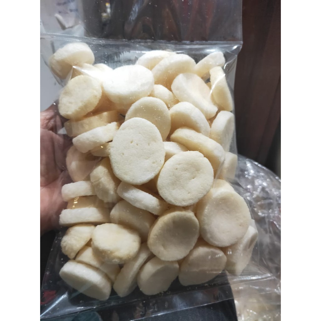 

KRUPUK KEMPLANG GURIH DAN RENYAH/TEMAN MAKAN/KERUPUK IKAN PALEMBANG/250GR