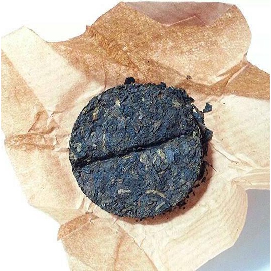 

Cuci Gudang Awal Tahun Chinese Tea Yunnan Pu Er 9gram Riped (2005) Diskon