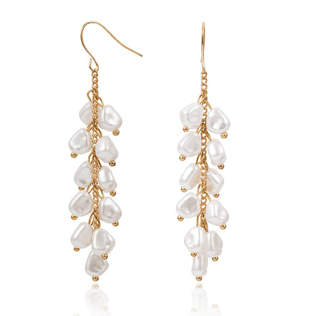 LRC Anting Gantung Fashion Gold Geometric Tassel Shaped Pearl Earrings F72576