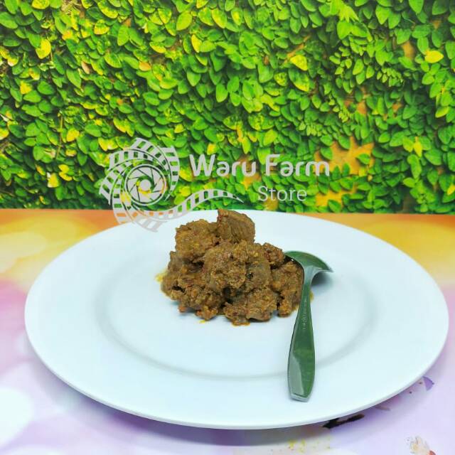 

MAKANAN KHAS RENDANG DAGING SAPI ASLI MASAKAN READY TO EAT