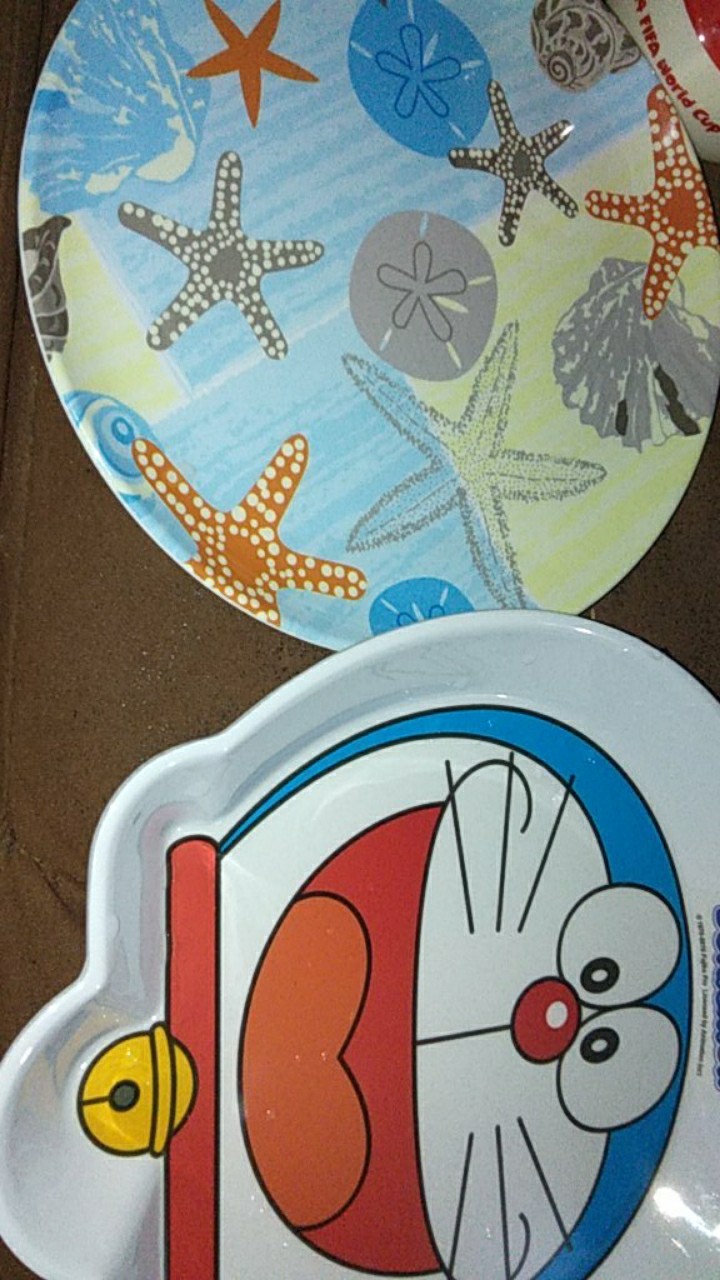 Piring Melamine 9 Inch, Mangkok 7,5inch Muka Doraemon / Pcs