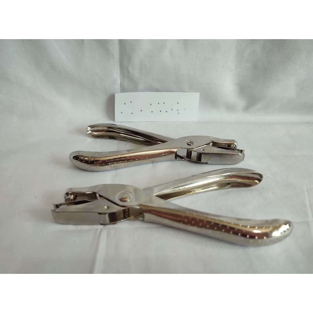 

Pembolong Kertas 1.5mm PUNCH ETONA No. 1501