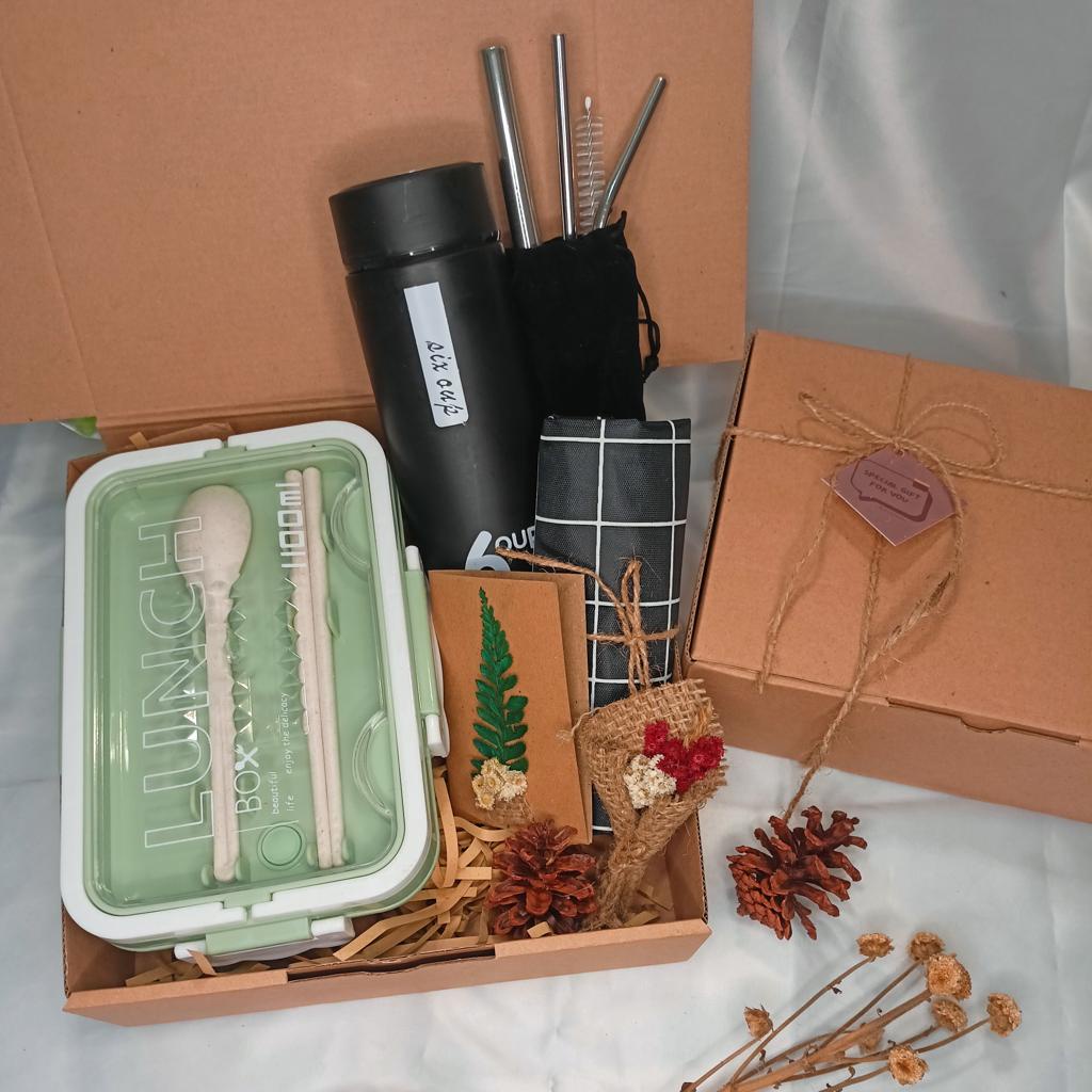 PAKET LUNCHBOX / GIFTBOX ULANG TAHUN / KADO BIRTHDAY / HADIAH PACAR