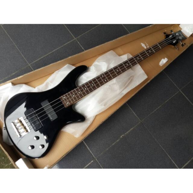 Gitar bass Schecter stiletto sub bass 4 string original