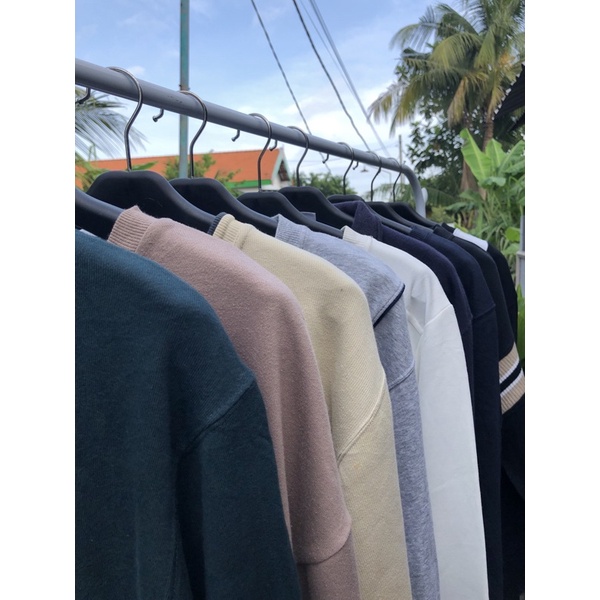 borongan paket usaha crewneck uniqlo basic