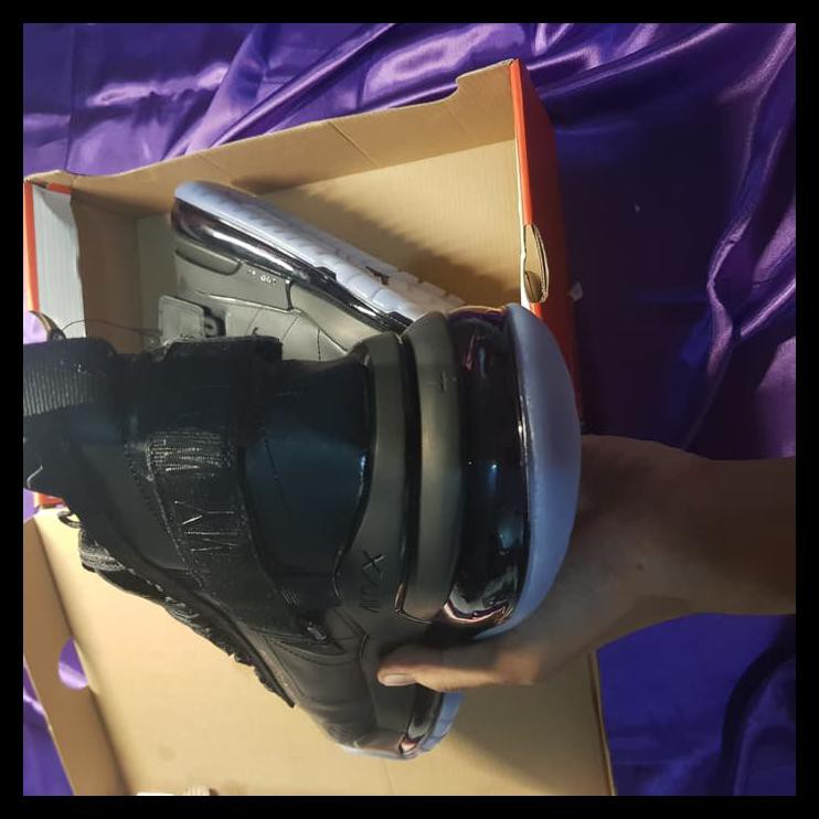 Sepatu Basket Nike Jordan Proto Max 720 Black