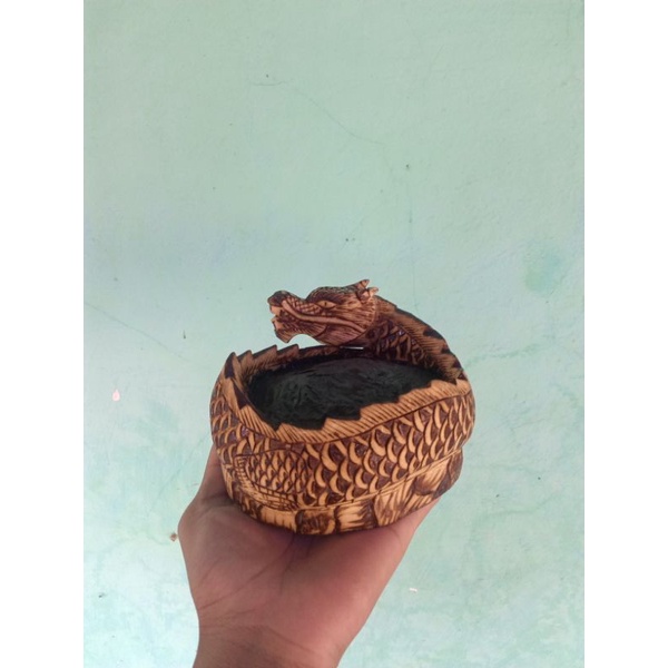 Asbak ukir Naga Solder