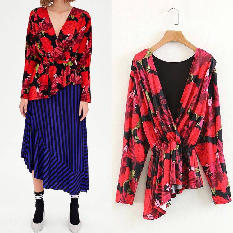 Blus Motif Bunga Lengan Panjang Import - 46491 Red Roses V Neck Blouse
