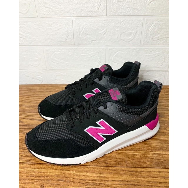 Sepatu New Balance 009 Black Original BNIB