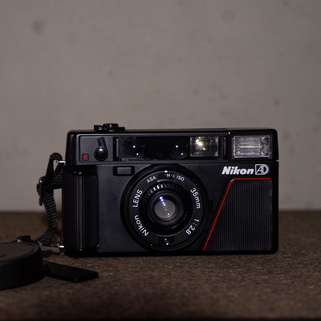 NIKON L35AD Flash  ON LIKE NEW  KAMERA FILM KAMERA ANALOG