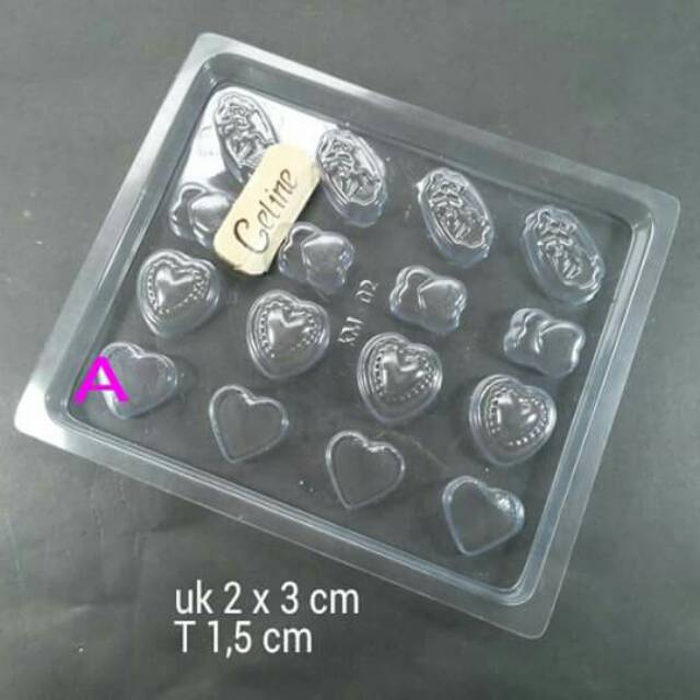 Cetakan coklat mika hati