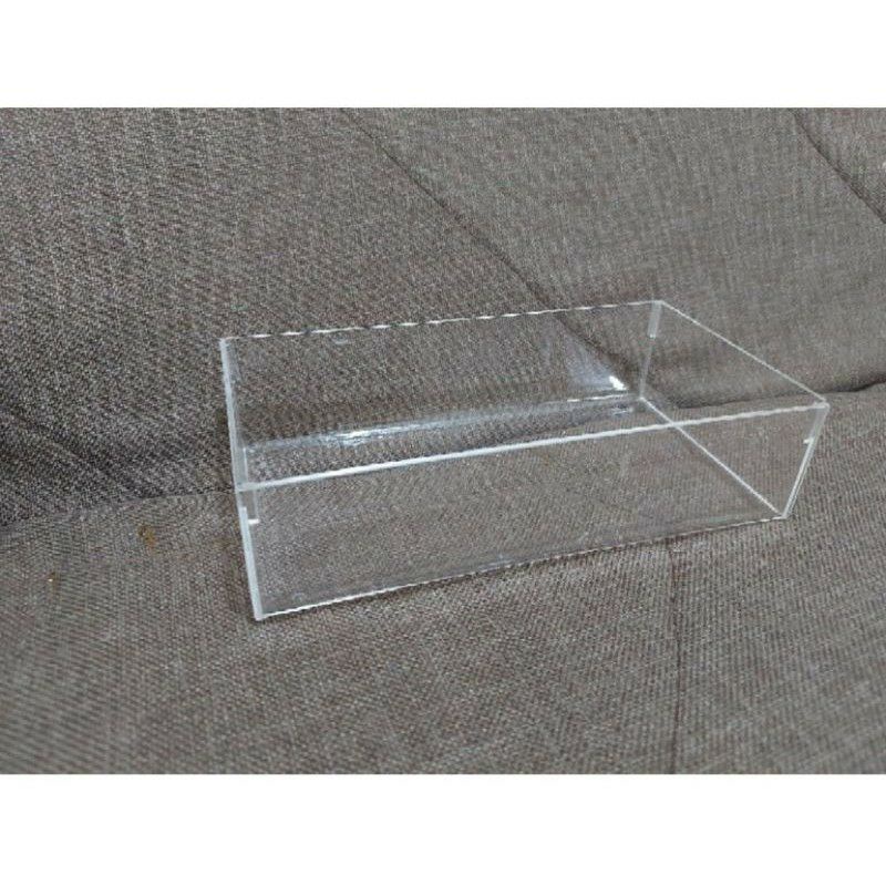 

Akrilik Box 20x10x5cm baki serbaguna