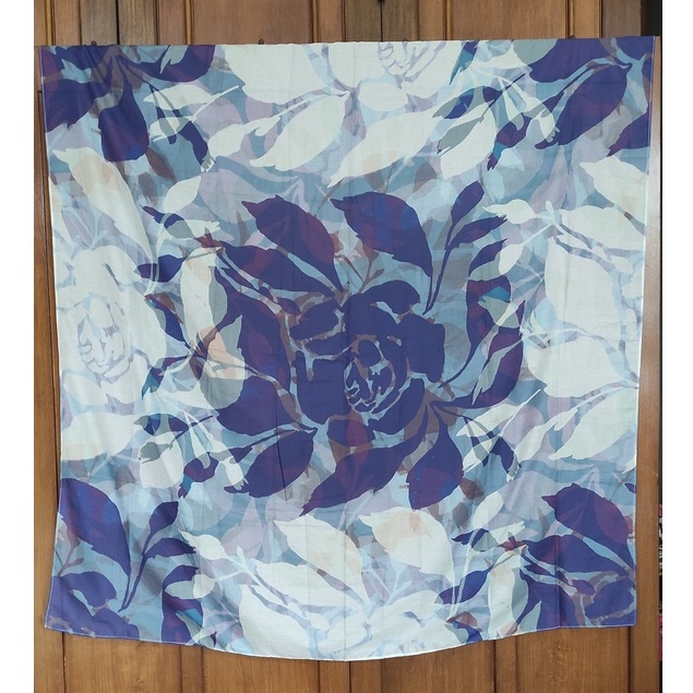 Preloved Elana Voal Scarf Hijab Jilbab Segiempat Segi Empat