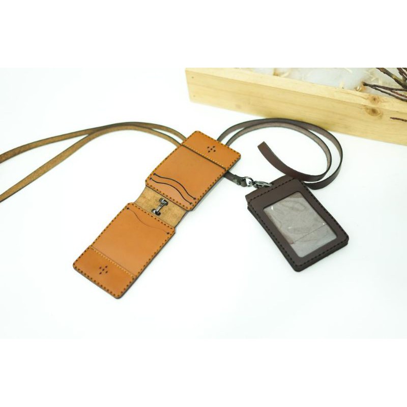 

bisa cod id card / name tag kulit sapi asli