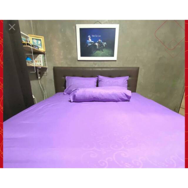Sprei Ungu Embos