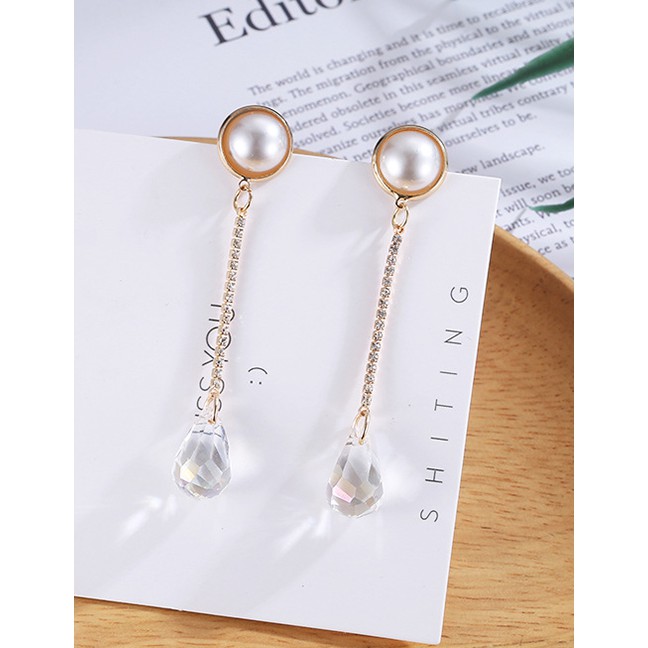 LRC Anting Tusuk Fashion Gold Color Pearl Decorated Earrings