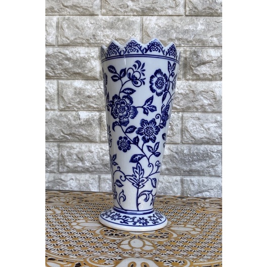 vas bunga keramik putih biru import