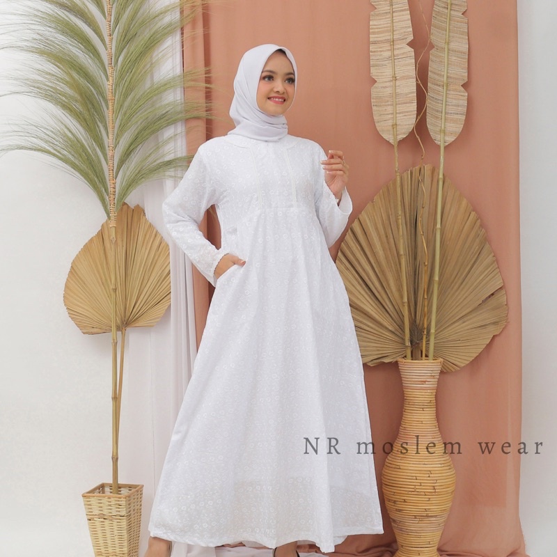 GAMIS PUTIH WANITA , GAMIS HAJI UMROH , PERLENGKAPAN HAJI UMROH ( kode GOP02 )