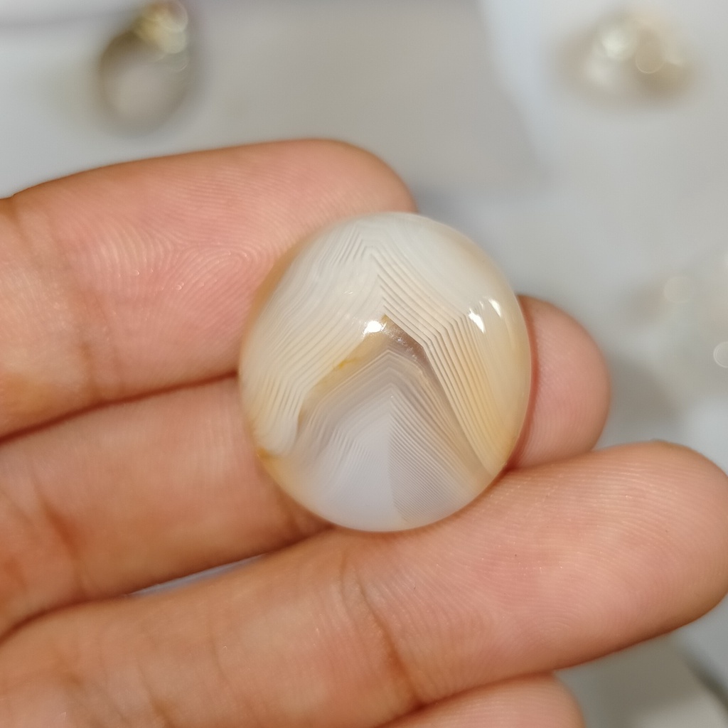 batu junder putih langka ginggang bkn safir giok hijau bacan zamrud yakut kalimaya black opal