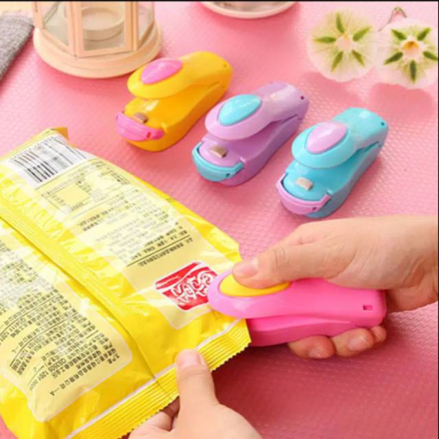 Alat Perekat Plastik