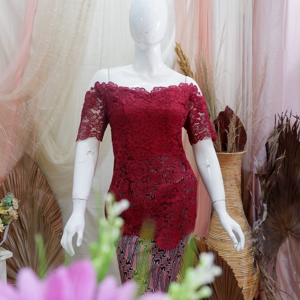 Kebaya Wisuda | Kebaya Brokat | Baju Kebaya | kebaya modern | kebaya brukat | Kebaya Lamaran Hijab |