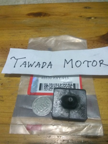 KARET PEREDAM-TAHANAN MESIN-RUBBER LINK STOPPER HONDA VARIO 125 LAMA KODE KZR