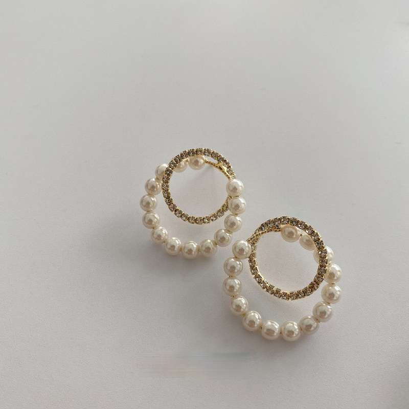 Trendi Fashion Influencer Gaya Yang Sama Anting Lingkaran Kecil Berlian String Mutiara Anting Hadiah Liburan Hadiah Gadis