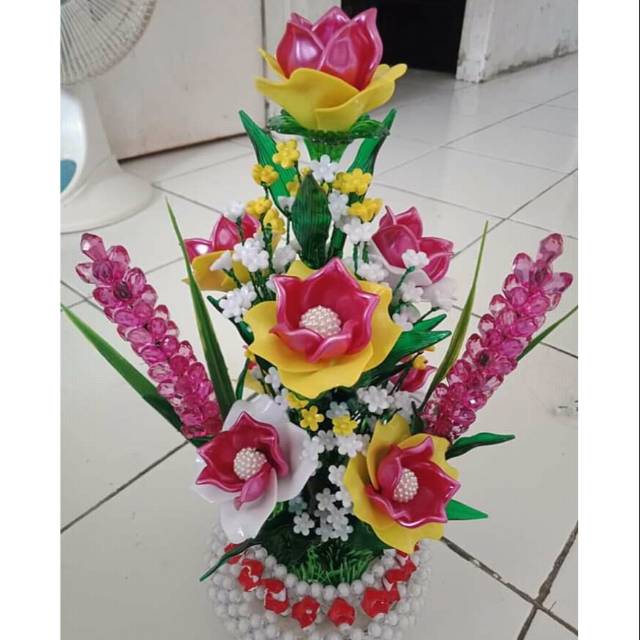

Bunga akrilik