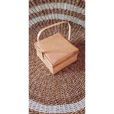 Rantang bambu / besek bambu / kotak hantaran