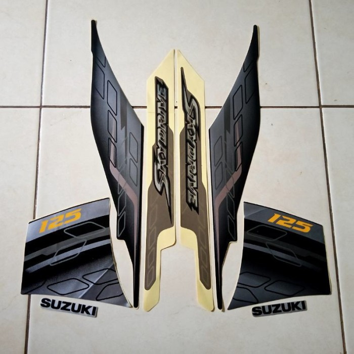 stiker motor suzuki skydrive 125 hitam