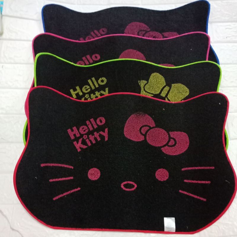 KESET KARAKTER HELO KITI  ( HK) BULU DAN HELO KITI  ( HK) ANTI SLIP- MOTIF HK 1 PCS (WARNA RANDOM)