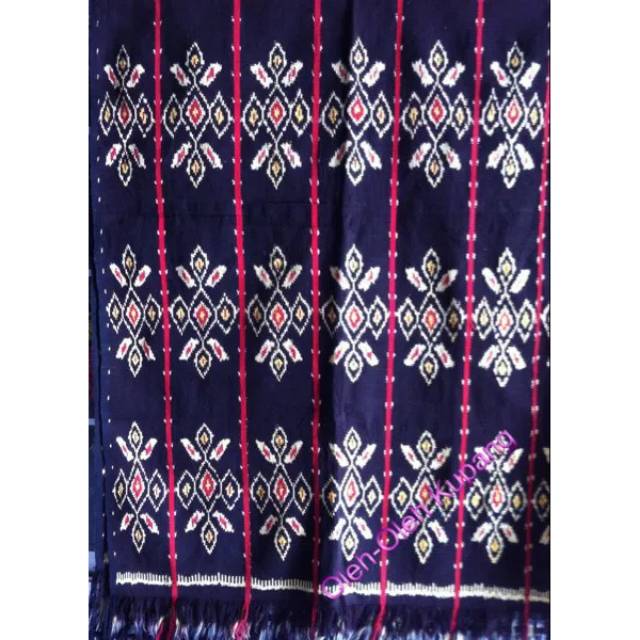 Kain Tenun NTT motif Rote 02