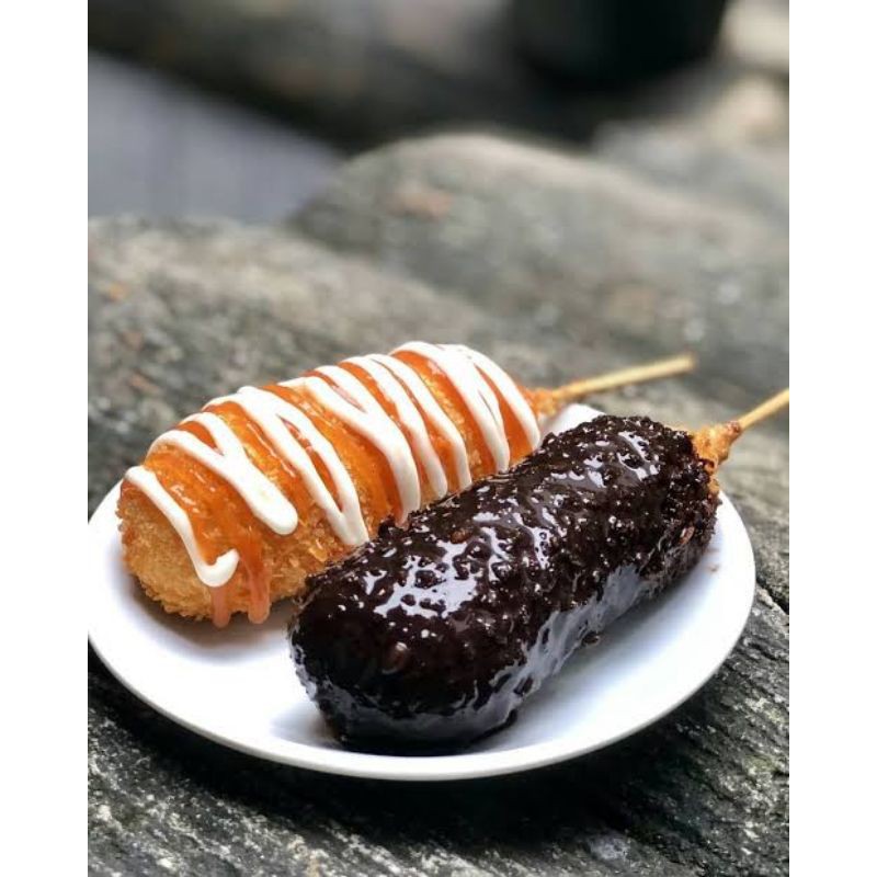 

CORNDOG MOZZARELLA CHOCO CRUNCHY DAN ORIGINAL JAJANAN ALA KOREA - JAJANAN JAMAN NOW