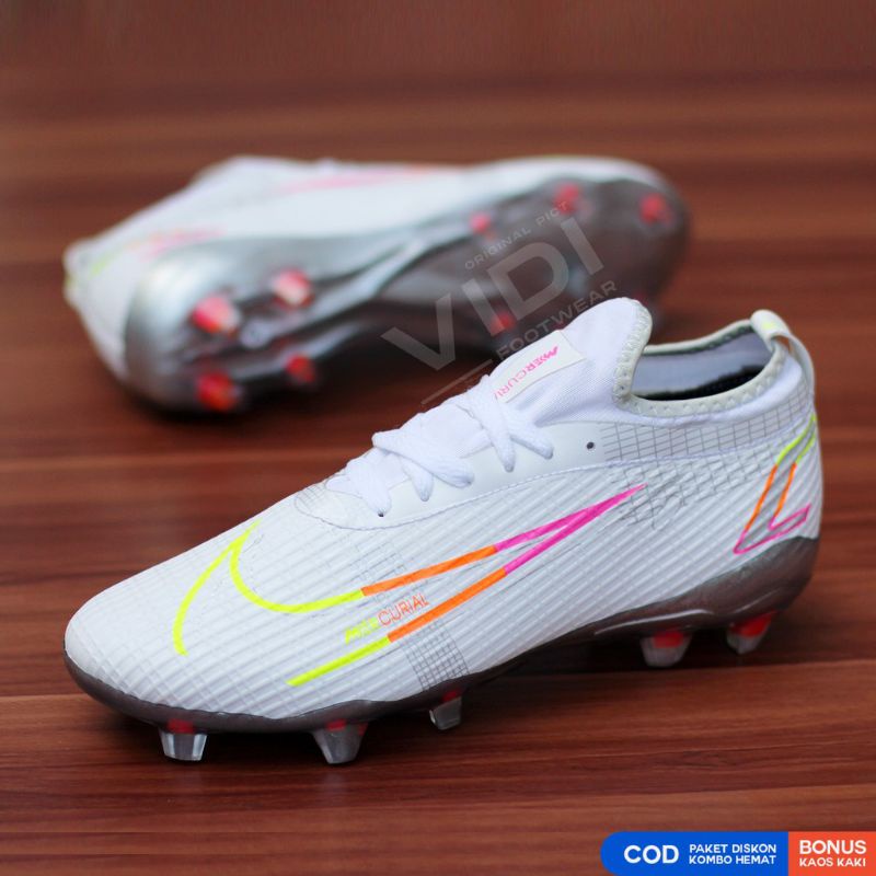 PROMO!! Sepatu Bola Terbaru Adidas Predator Murah1 [GRATIS ONGKIR] Sepatu Sepak Bola. Adidas Copa Predator Messi. Sepak Bola Best Seller-5