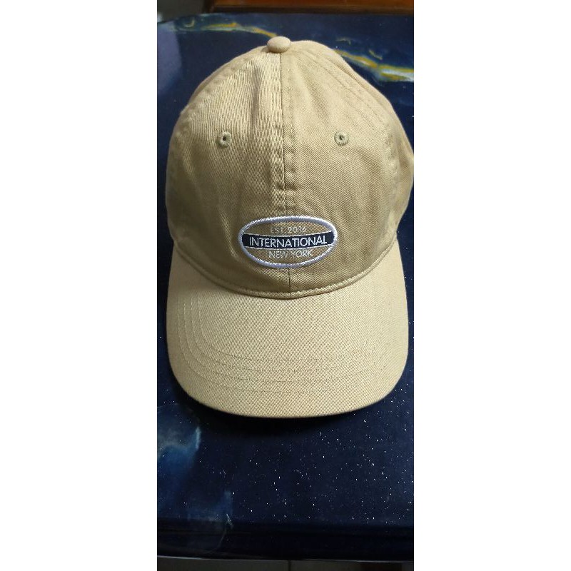 topi miniso cowok cewek