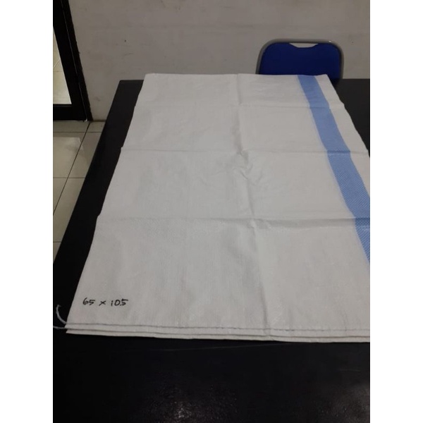 Karung Plastik ukuran 65x105