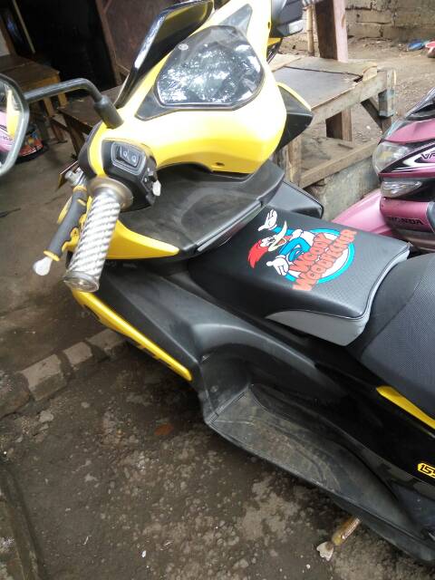 boncengan anak yamaha aerox