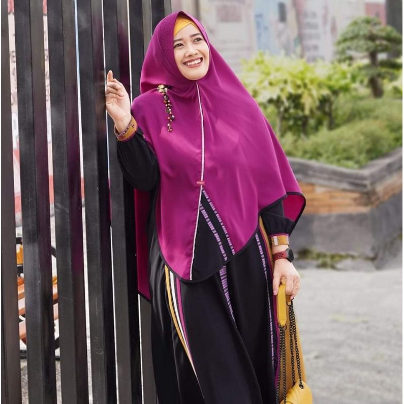 GAMIS AULIA TERBARU  ARSYILA BLACK BURGUNDI