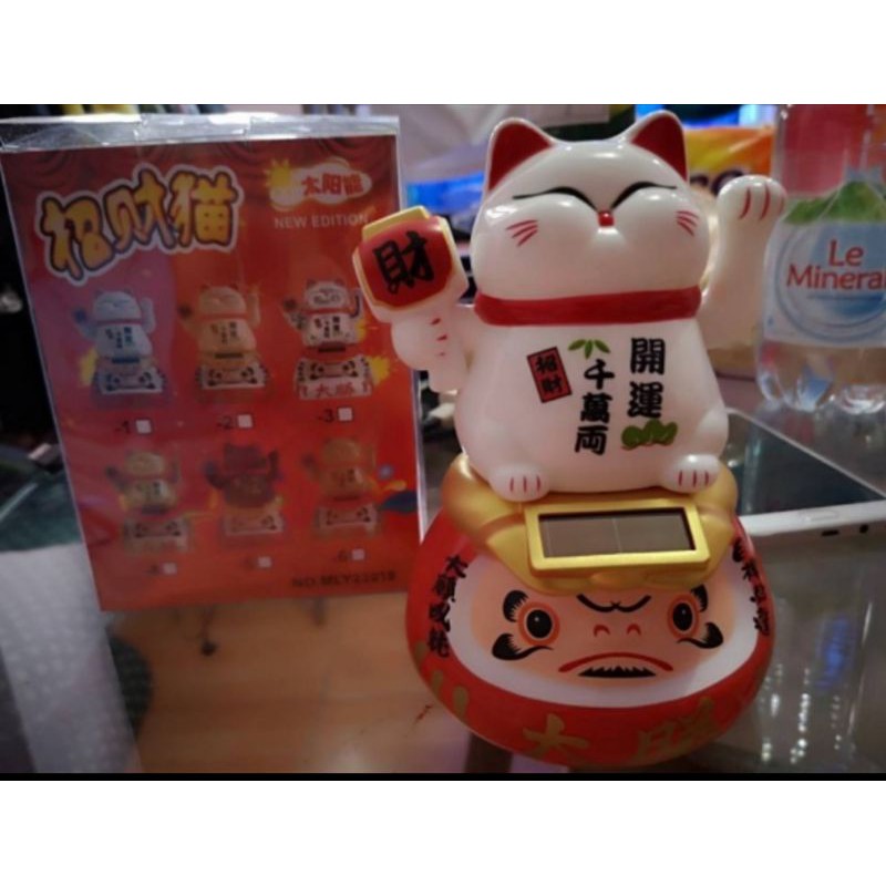 Solar Cell Maneki Neko Daruma / Lucky Cat Solar cell / Pajangan Kucing Hoki / Boneka kucing Rezeki