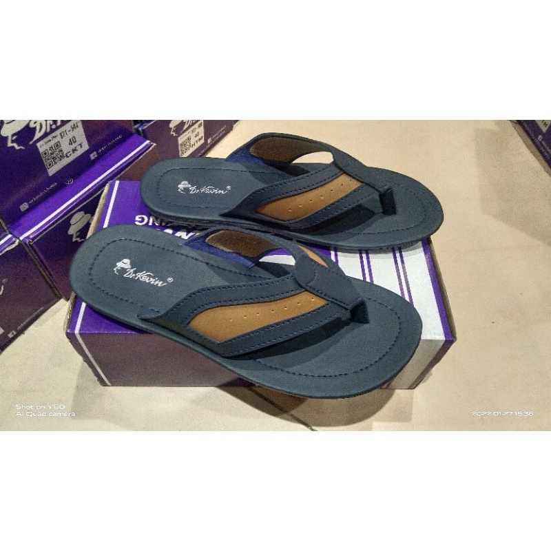 SANDAL JEPIT PRIA DR KEVIN ORIGINAL